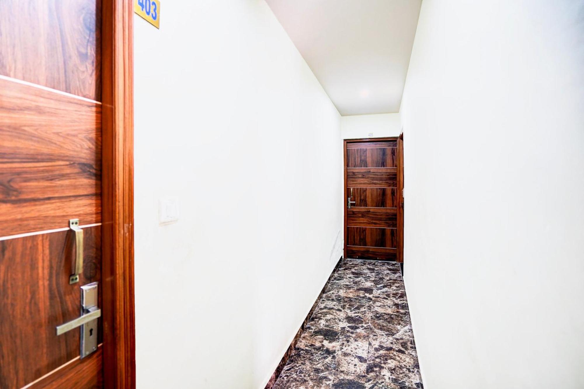 Hotel O Nova Resorts & Luxury Farm Raebareli Exterior foto